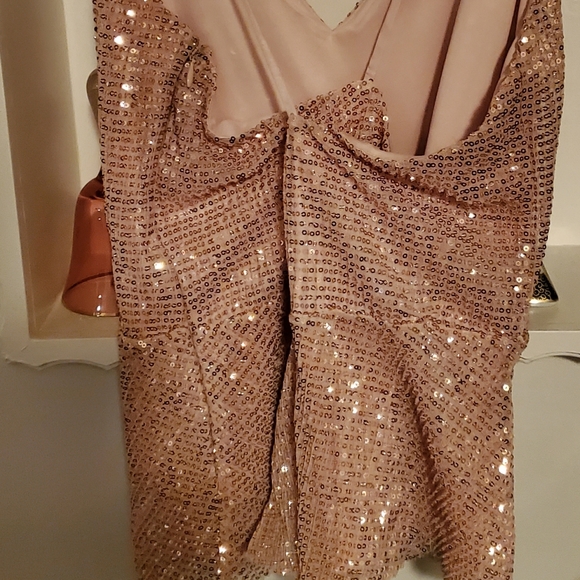 Sequins top - Picture 3 of 4